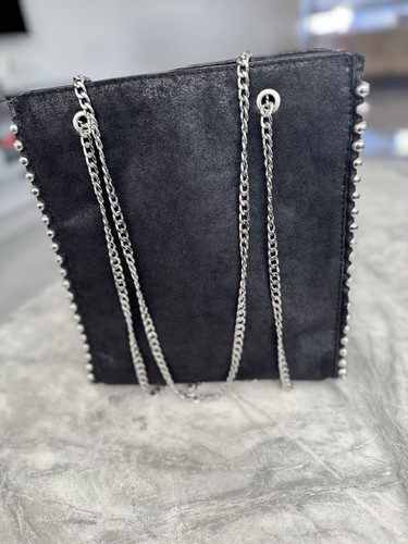 Zara rivet chain - rivet,