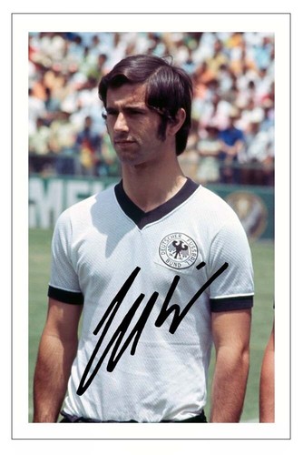 Gerd muller signed - muller, autograph
