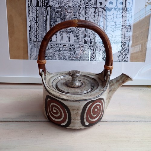 Briglin pottery tea pot - briglin,
