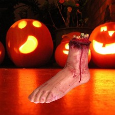  Severed Arm Halloween Body
