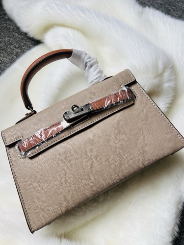 Beige brown pebbled leather - pebbled,