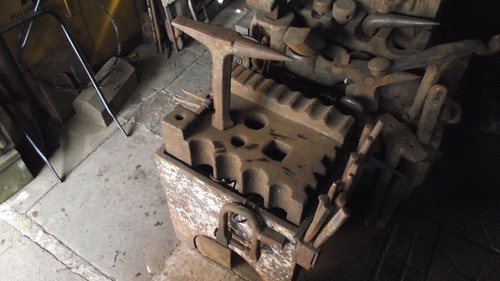 Blacksmith swage block - blacksmith,