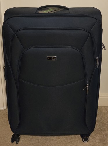 New skyflite suitcase - skyflite,