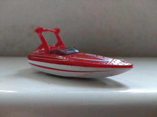 Matchbox tower boat 2000 - tower,