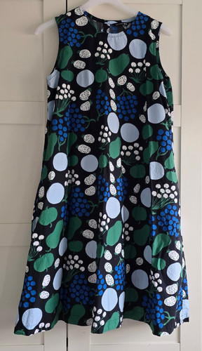 Uniqlo marimekko fruit design - fruit,