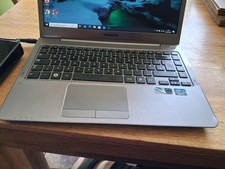 Samsung  Np530u