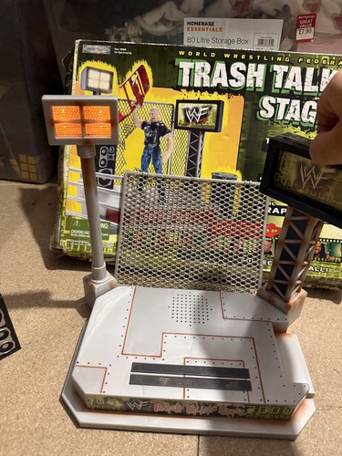 2000 wwf trash - wwf,