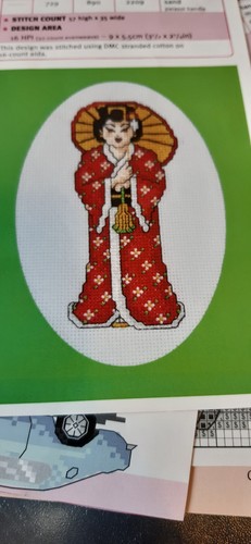 Mini geisha pattern cross - geisha,
