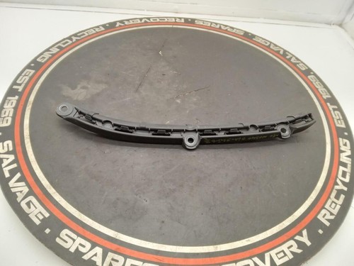 Porsche 718 centre side skirt - centre,
