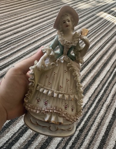 Dresden style lace - , porcelain