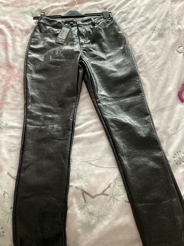 Saw first vinyl skinny - saw, it