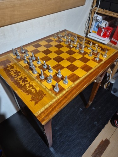 Vintage italian chess table - vintage,