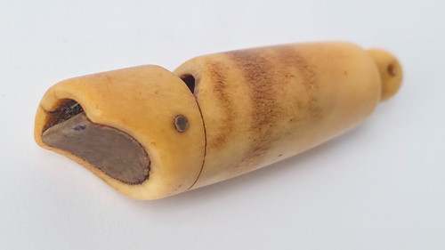 Antique handmade bone pea - antique,