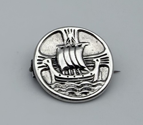 Superb vintage solid sterling - superb,