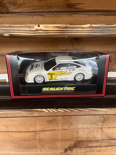 Scalextric c682 opal calibra - scalextric,
