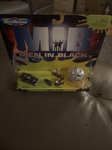 1997 galoob micro machines men - micro,