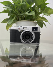 Fujifilm X100S 16.3MP Digital