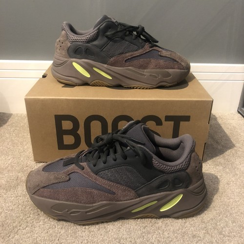 Size adidas yeezy - -,