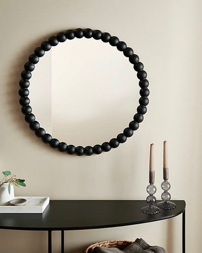 Black round bobbin wall - black,
