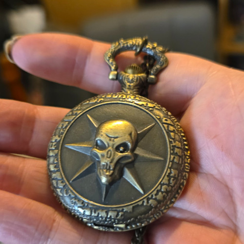 Skull full hunter quartz - full,
