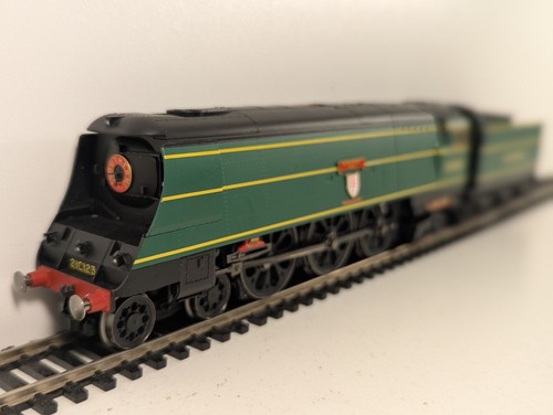 Hornby r2219 southern - hornby,