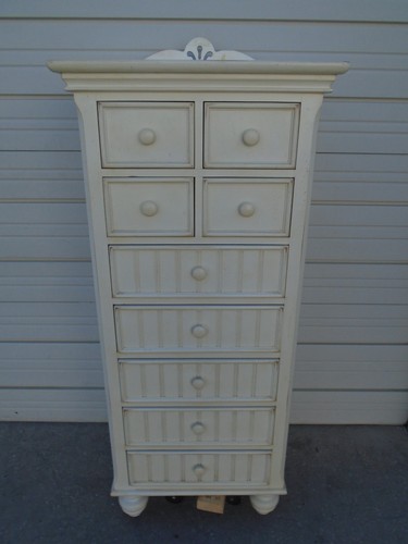 Lingerie chest drawers - chest, of