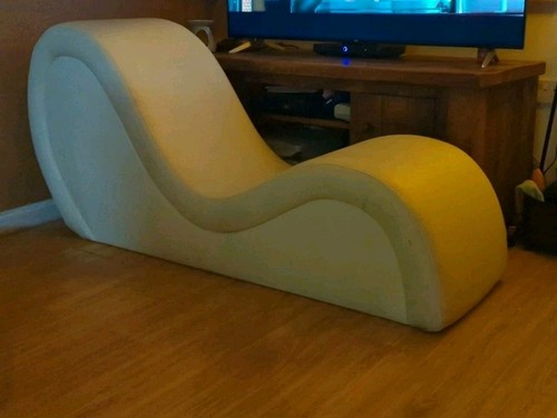 Chaise lounge chair - lounge,