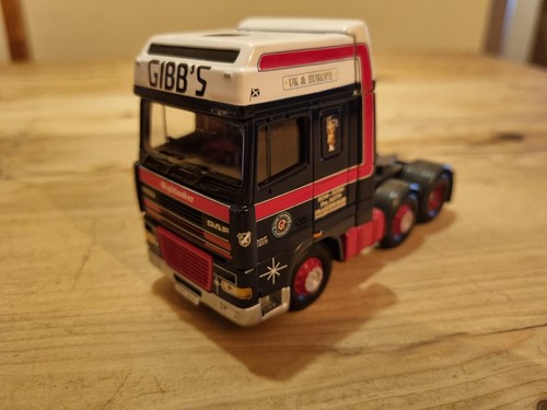 Corgi modern truck - corgi, tractor