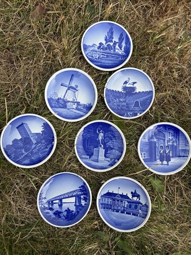 Royal copenhagen miniature - copenhagen,