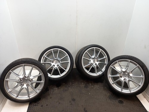 Porsche 911 wheel set - porsche,