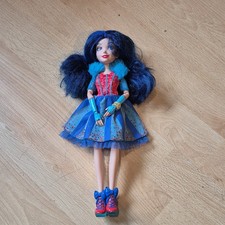 Disney Descendants Evie Doll Neon Lights Blue Dress 2015 Hasbro K18
