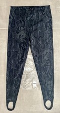 SWEATY BETTY Orbit Stirrup Leggings Black Snake Print Size Large L BNWOT