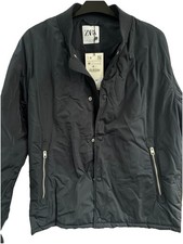 Zara Men’s Navy Blue Button