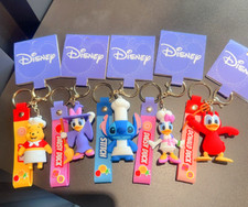 5 Styles Disney Donald Daisy