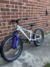 Carrera Luna 20 inch wheels