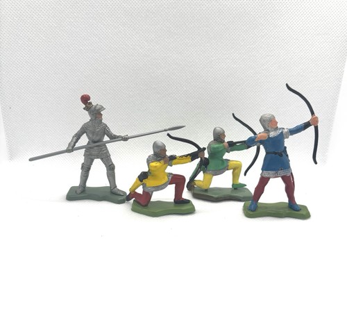 Britains herald knights - britains,