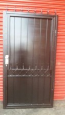 METAL GATE / WROUGHT IRON GATE