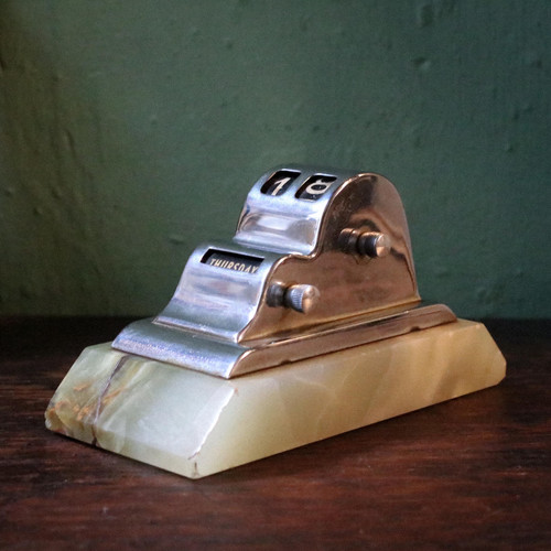 Vintage art deco perpetual - deco,