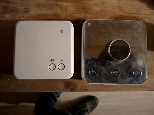 Hive twin channel - hive, clock