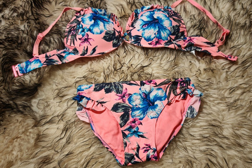Size bigger bra - size, maximise