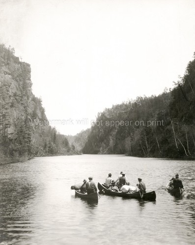Canadian river canoe trip - river, men