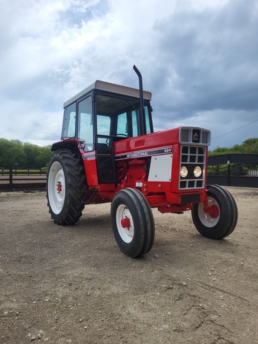 International 684 tractor - international,
