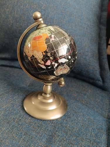 Decorative desktop black world - decorative,