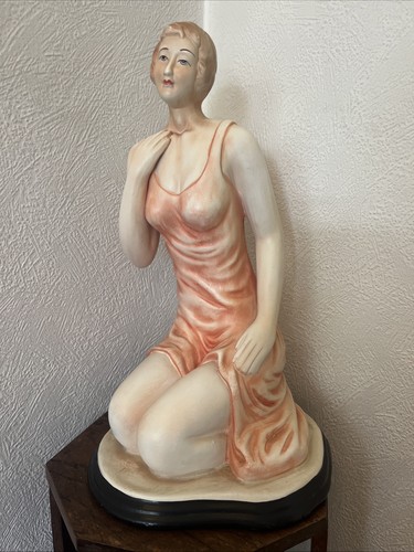 Large vintage hollow cast - hollow,