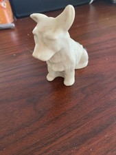 Scooty Dog Belleck Green Stamped Figurine