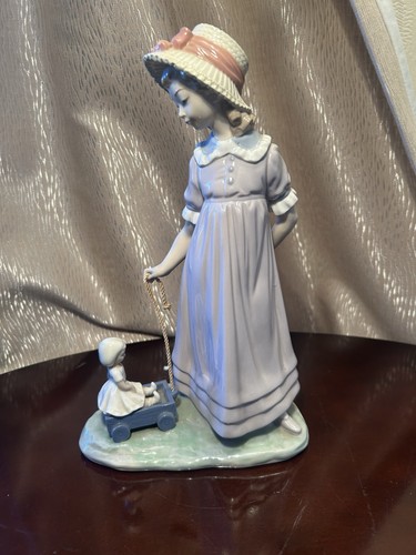 Vintage lladro 5044 girl - vintage,