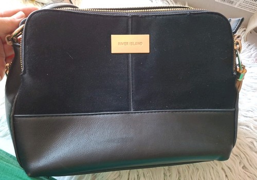 Medium size river - size, bag