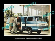 OLD LARGE HISTORIC PHOTO OF 1961 CHEVROLET CORVAIR 95 VAN LAUNCH PRESS PHOTO