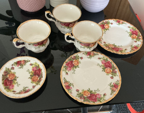 Royal albert old country - old, roses