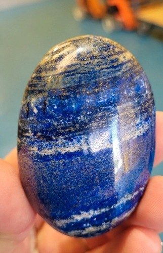 Lapis lazuli palmstone crystal - lazuli,